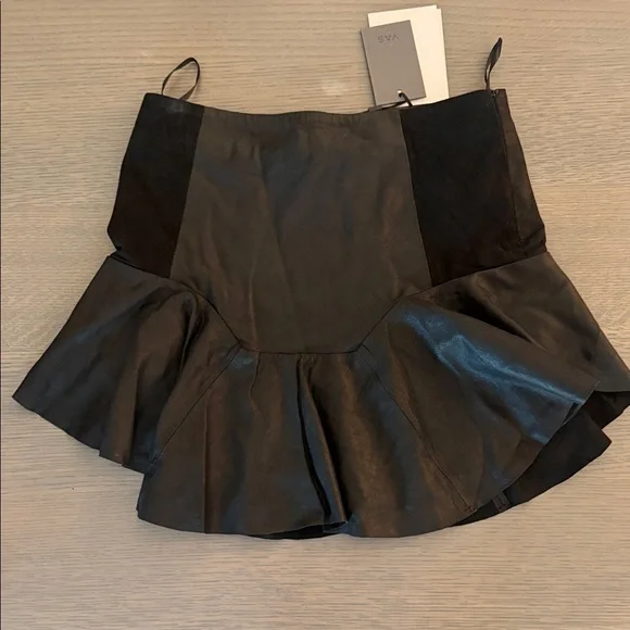 Y.A.S - Picture 1 of 4